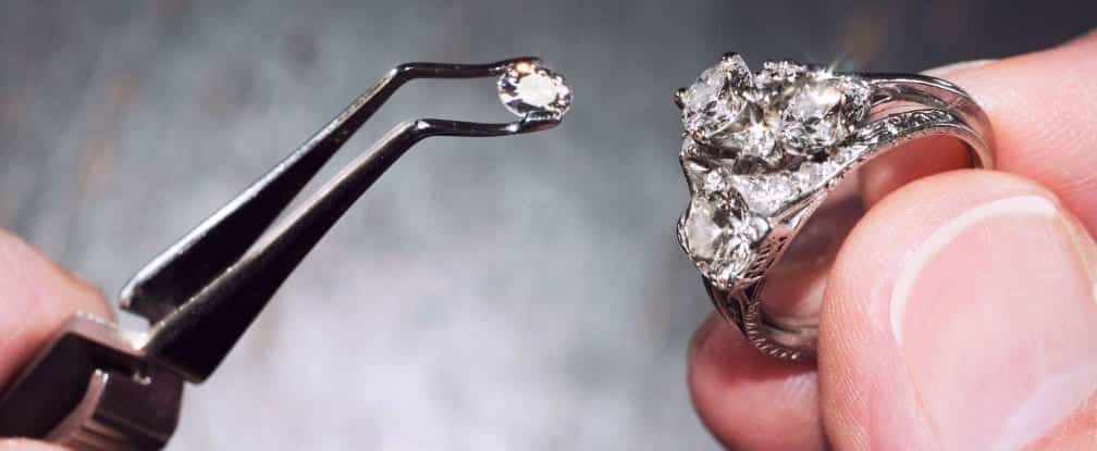 Você-sabia-que-é-possível-criar-diamantes-no-microondas