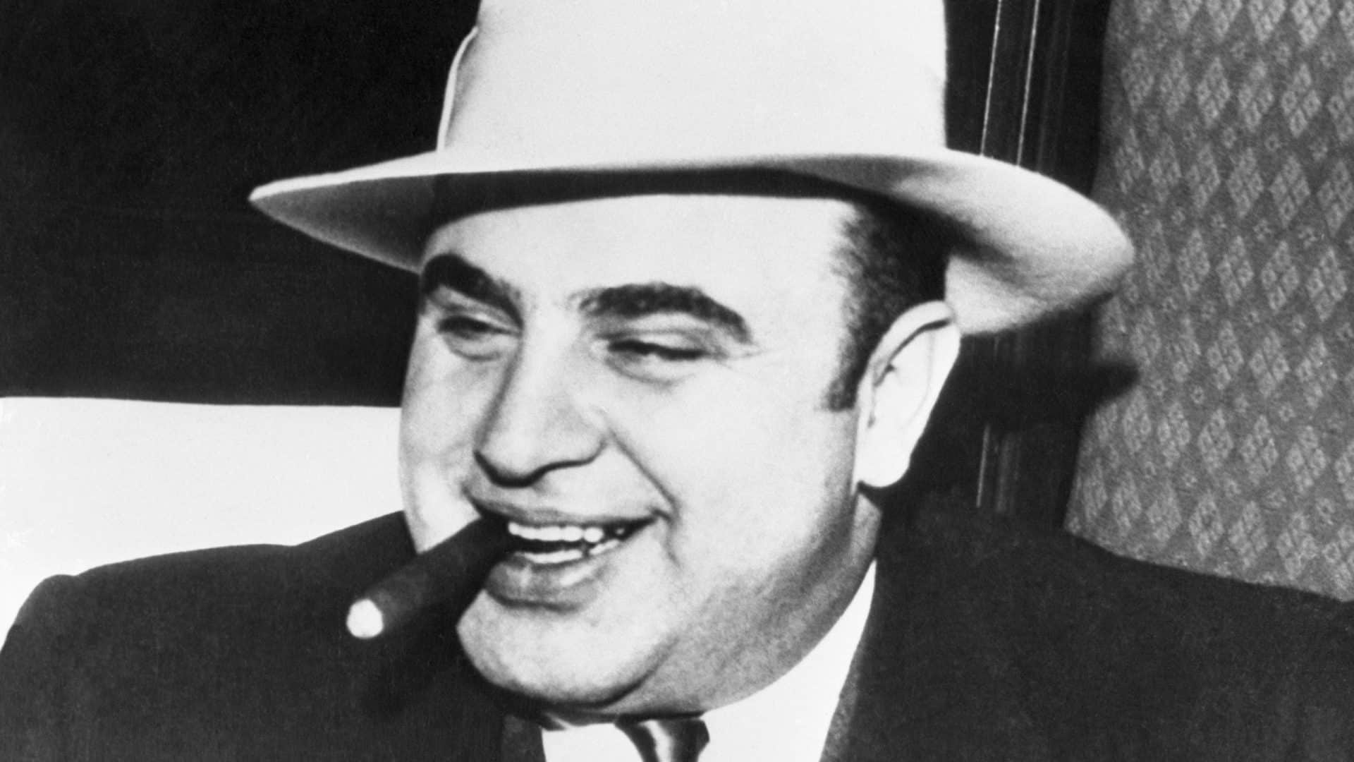 Al Capone - História de vida do homem lembrado como chefão de Chicago