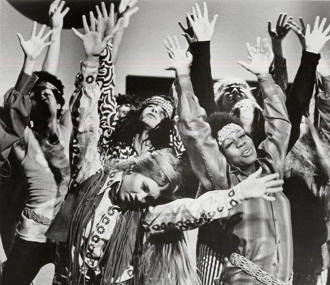 Movimento Hippie: saiba mais sobre a geração da paz e amor